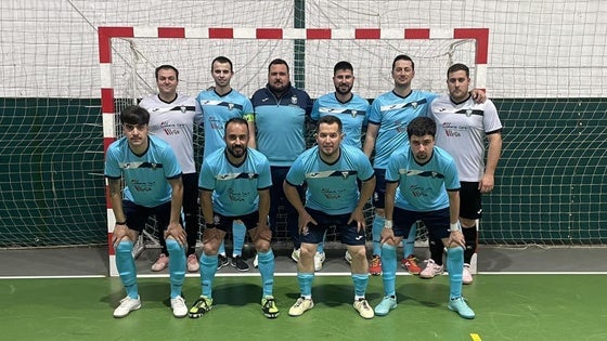El equipo de fútbol sala salva un punto en casa del líder