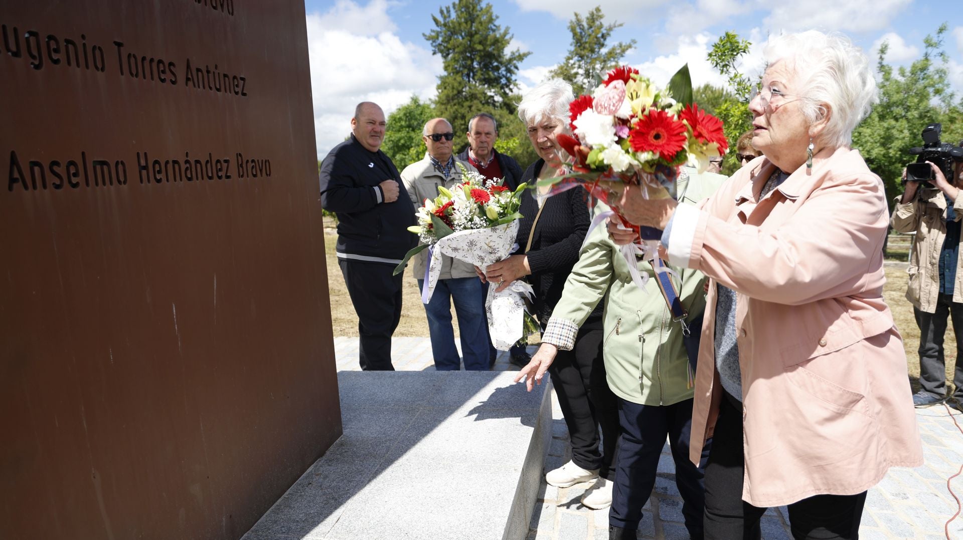 Acto de homenaje a las víctimas de Mauthausen