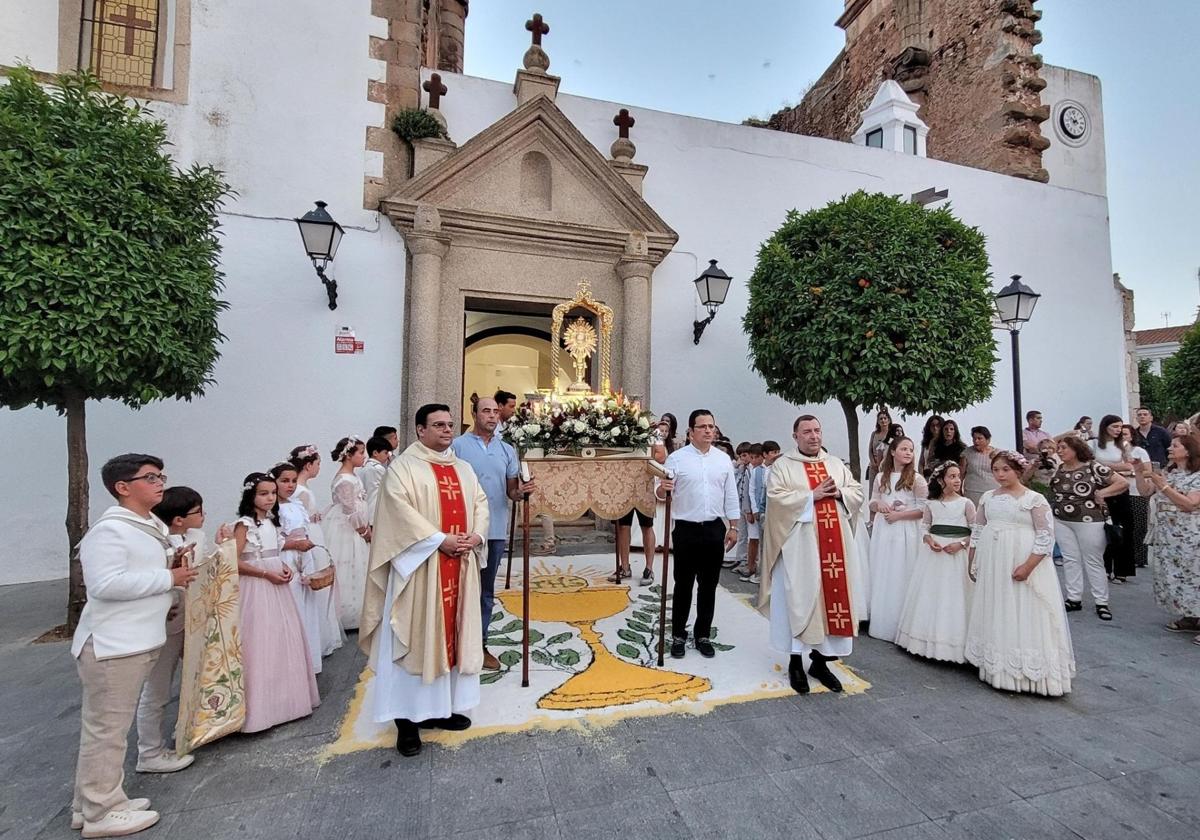 Inicio de la procesión del Corpus Christi