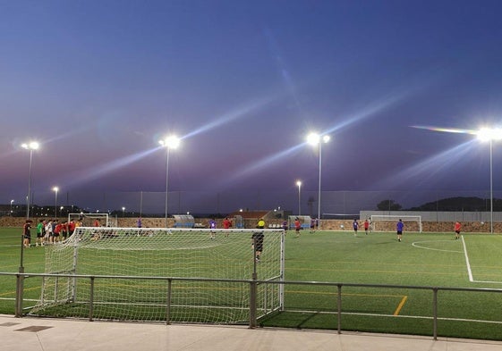 Rayo de Olivenza alcanza el liderato en el torneo de fútbol 7