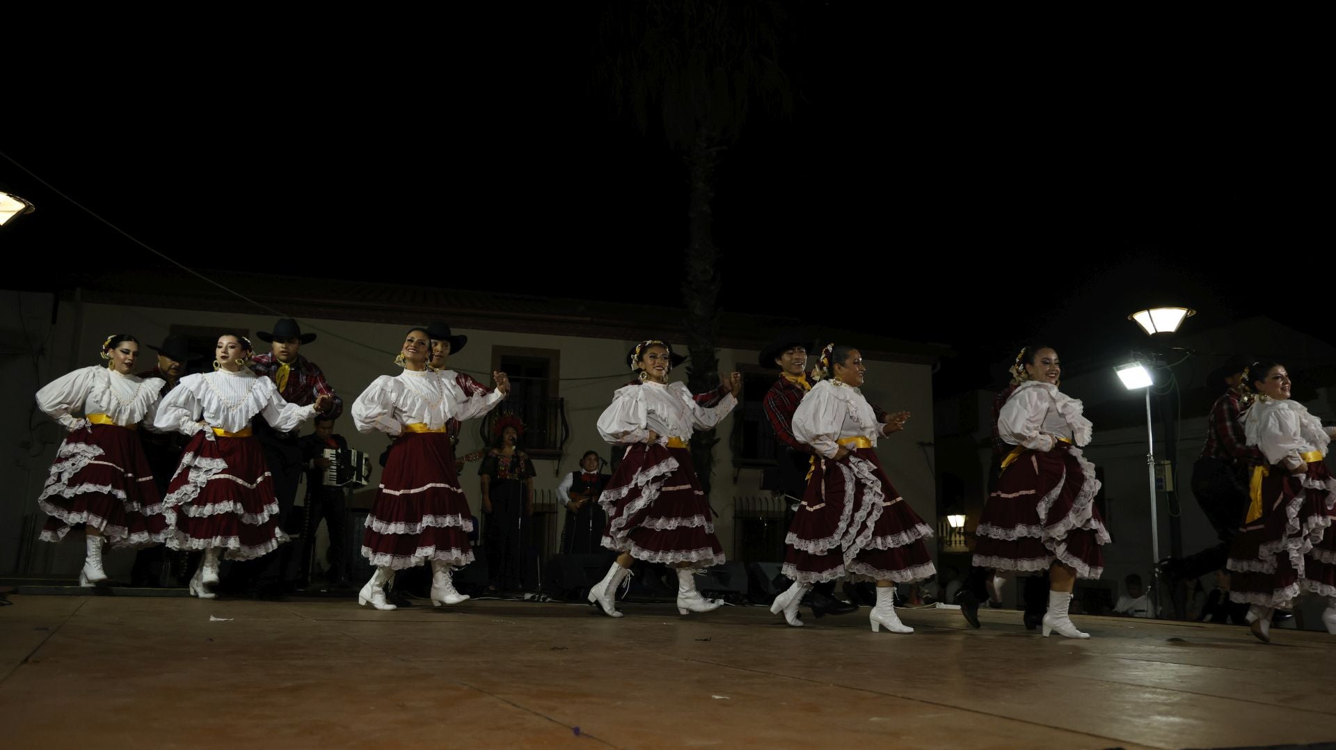 Festival Folklórico los Pueblos del Mundo 2025
