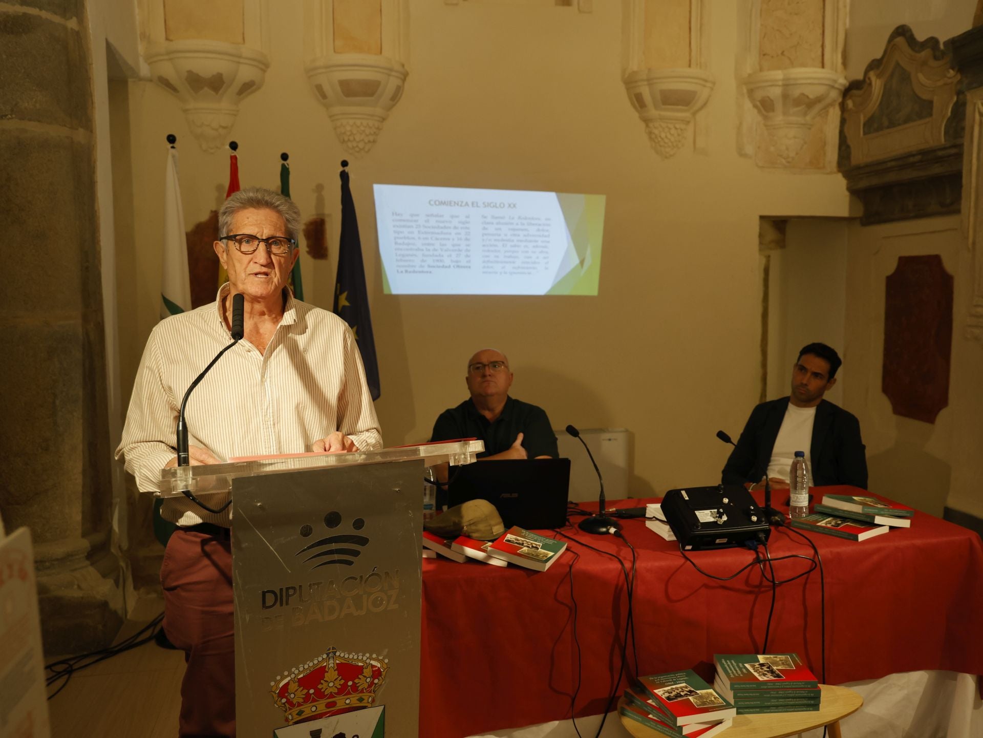 Presentación del libro &#039;De la organización política y el movimiento obrero en Valverde de Leganés (1868 – 1936)&#039;