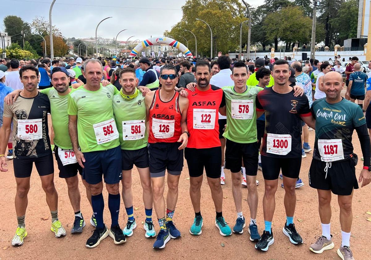 Imagen principal - Participantes en la media maratón