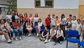 Grupo de niños en Valverde