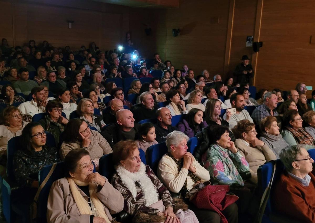 Imagen secundaria 1 - El teatro local sale a relucir durante la Navidad