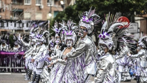 Los valverdeños que participan en el Carnaval de Badajoz ya saben cuándo actuarán