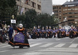 La Diabla encabeza el desfile de Kiwahira