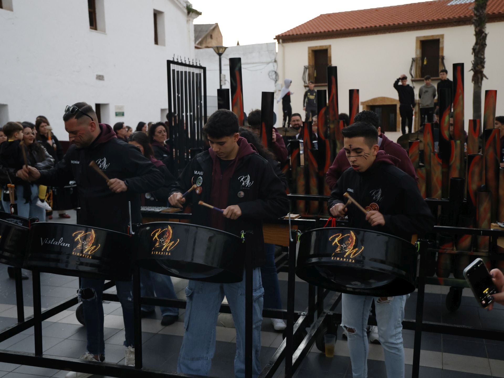 Tamborada de inicio del Carnaval