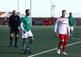Los hermanos Soriano protagonizaron un bonito duelo en el centro del campo