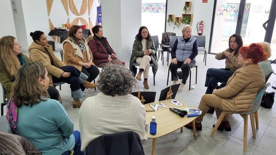 El Centro de Bienestar Social acoge una mesa – coloquio por la igualdad