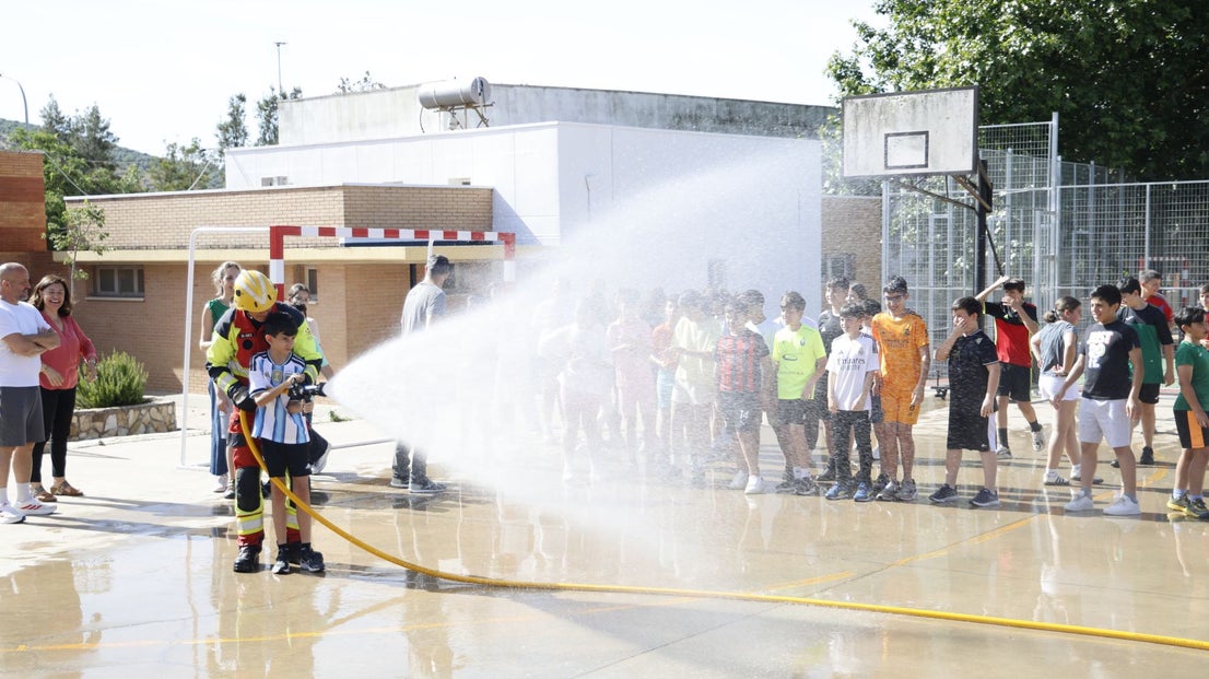 Simulacro de incendio en el César Hurtado