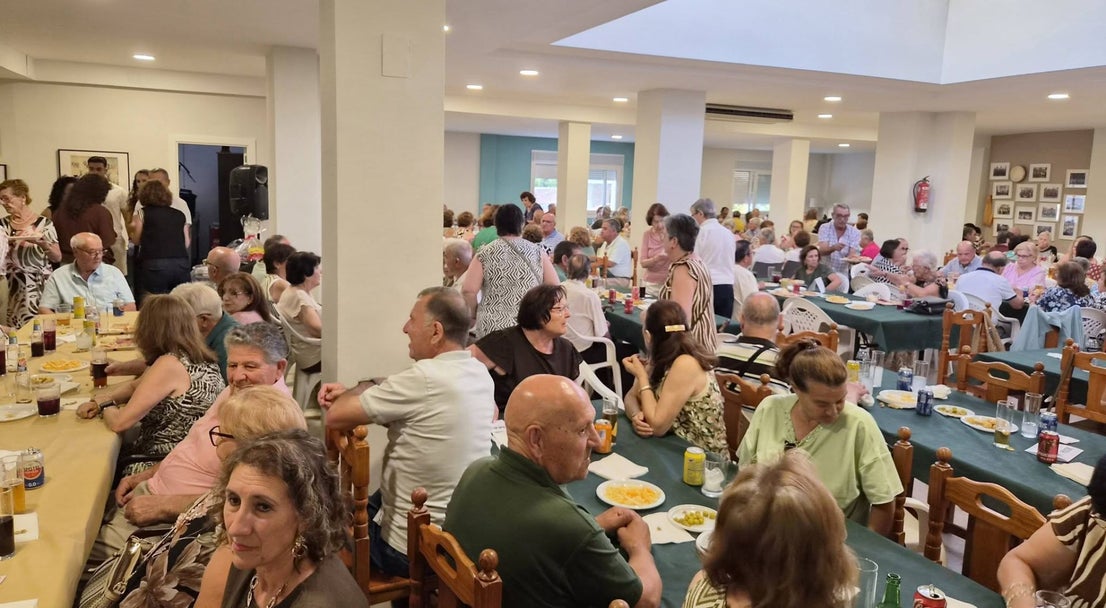 Cena de Convivencia en la Semana del Mayor