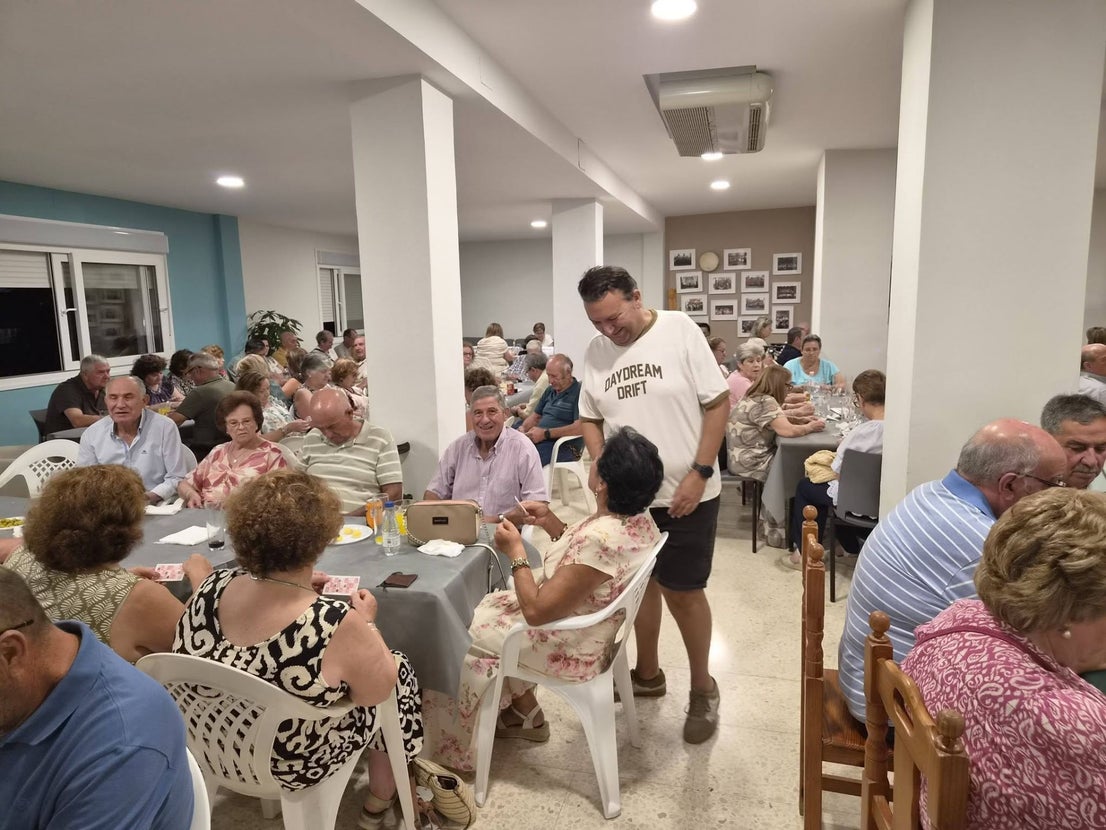 Cena de Convivencia en la Semana del Mayor