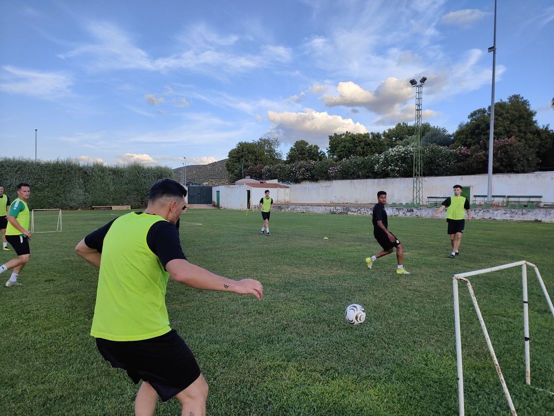 Primeros entrenamientos del Racing CP Valverdeño