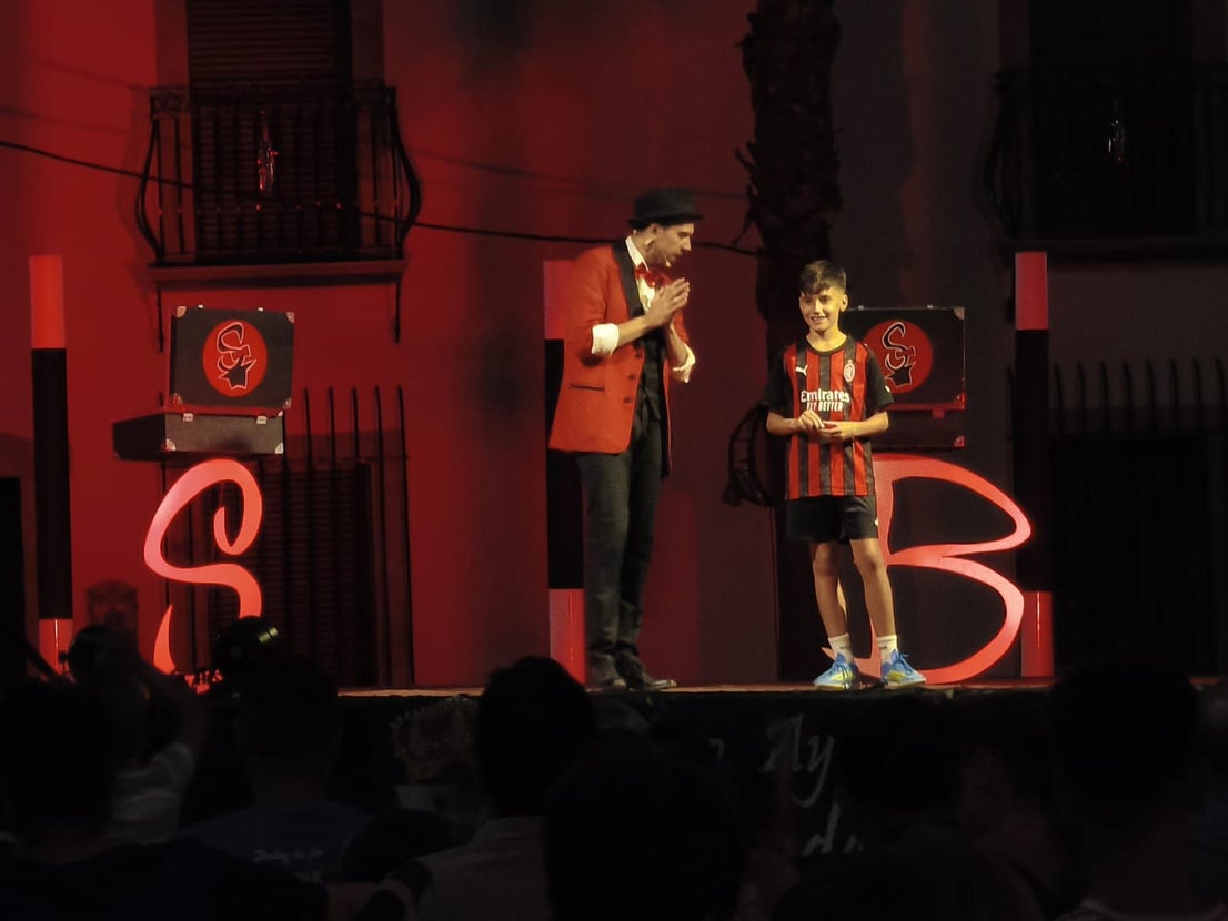 Luces, Magia y Acción