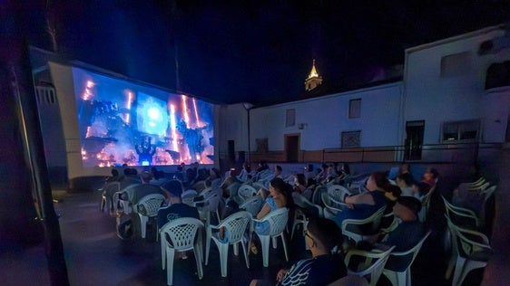 Primera sesión de cine de verano