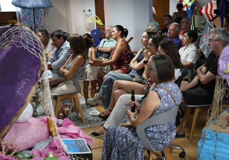 Imagen principal - Fermín Mayorga profundiza en los orígenes de La Diabla
