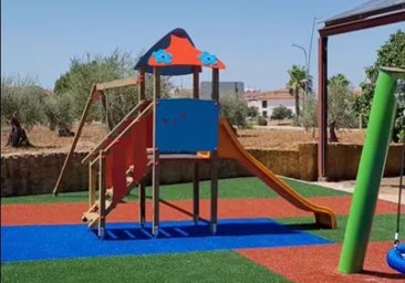 Finalizada la reforma de la zona infantil en el parque de la Granja