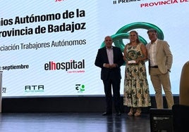 Esther y José Miguel reciben el premio