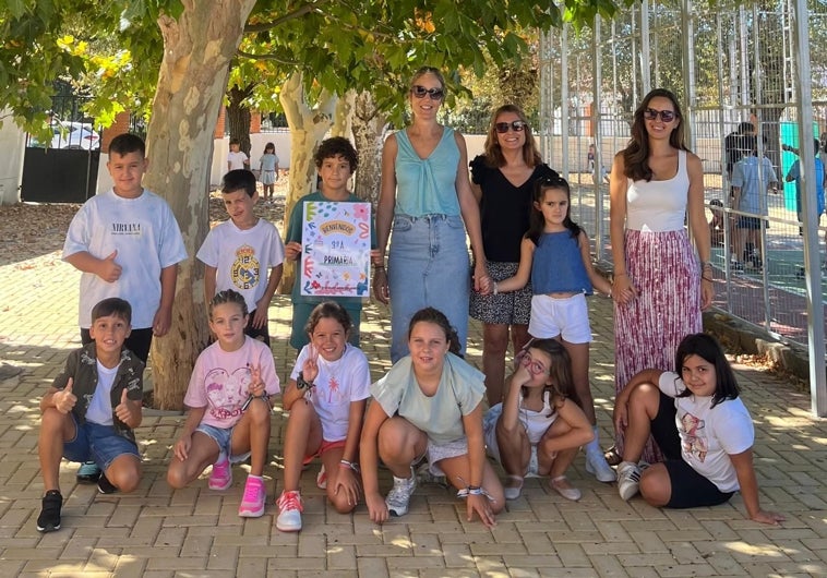 Imagen principal - Imágenes del inicio escolar