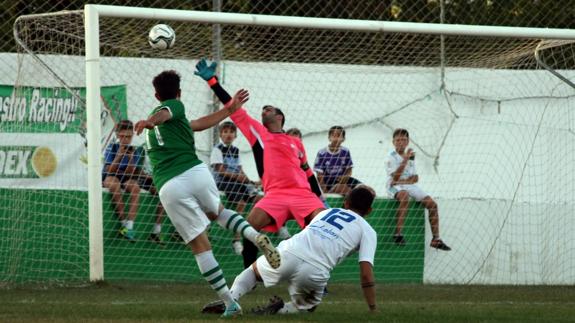 Alberto consigue el último gol de la tarde