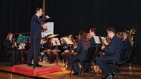 La Banda de Música en pleno concierto