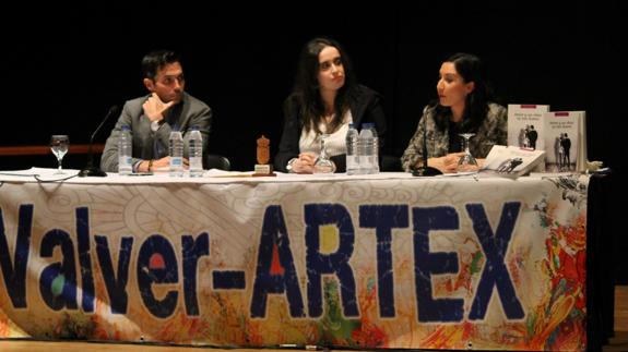 Presentación del libro de Andrea Díaz, 'Amor y un chico no tan bueno'