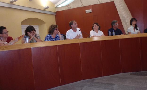 Lorenzo García Mateos durante el debate sobre la periodicidad de las sesiones. 