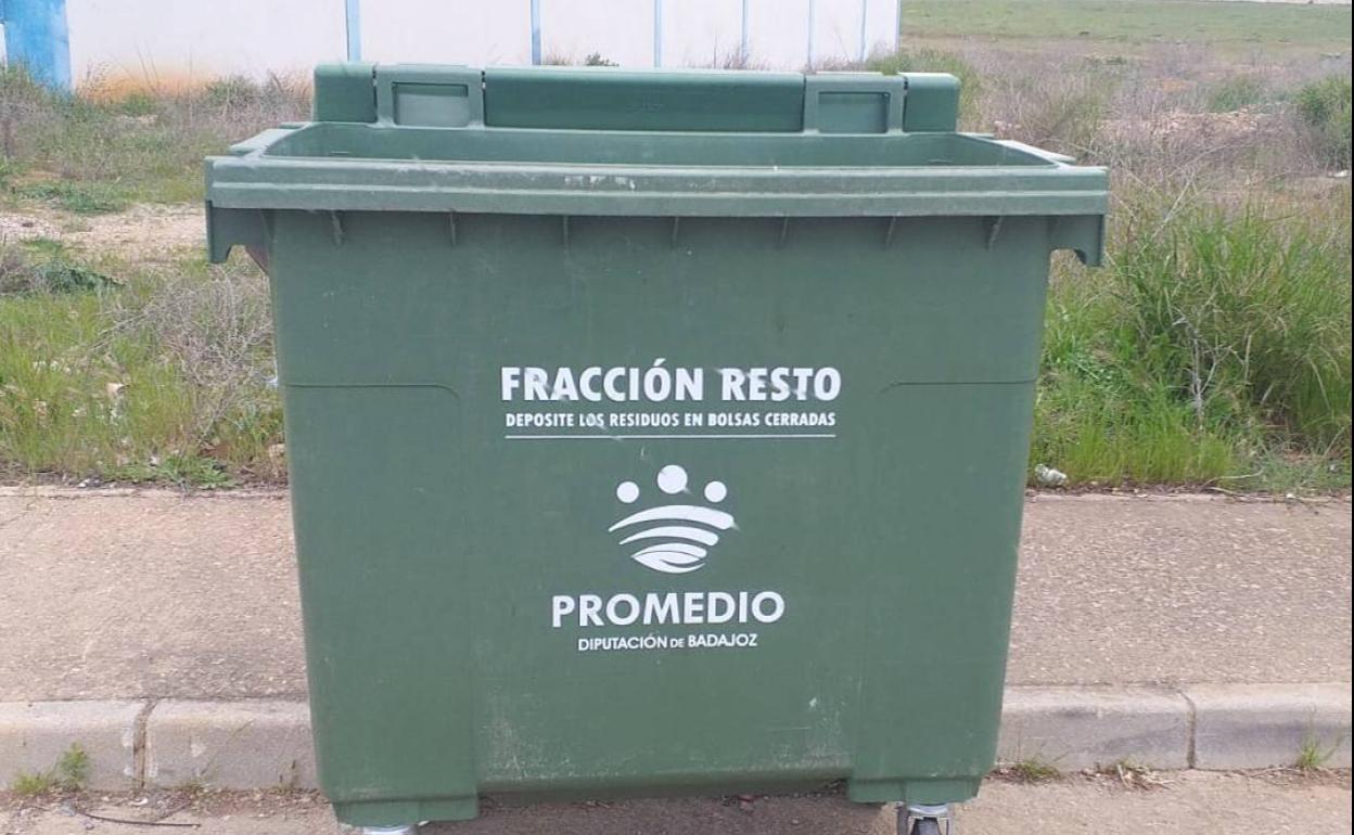 Promedio pide dejar las tapas de los contenedores verdes abiertas y seguir pautas para evitar contagios
