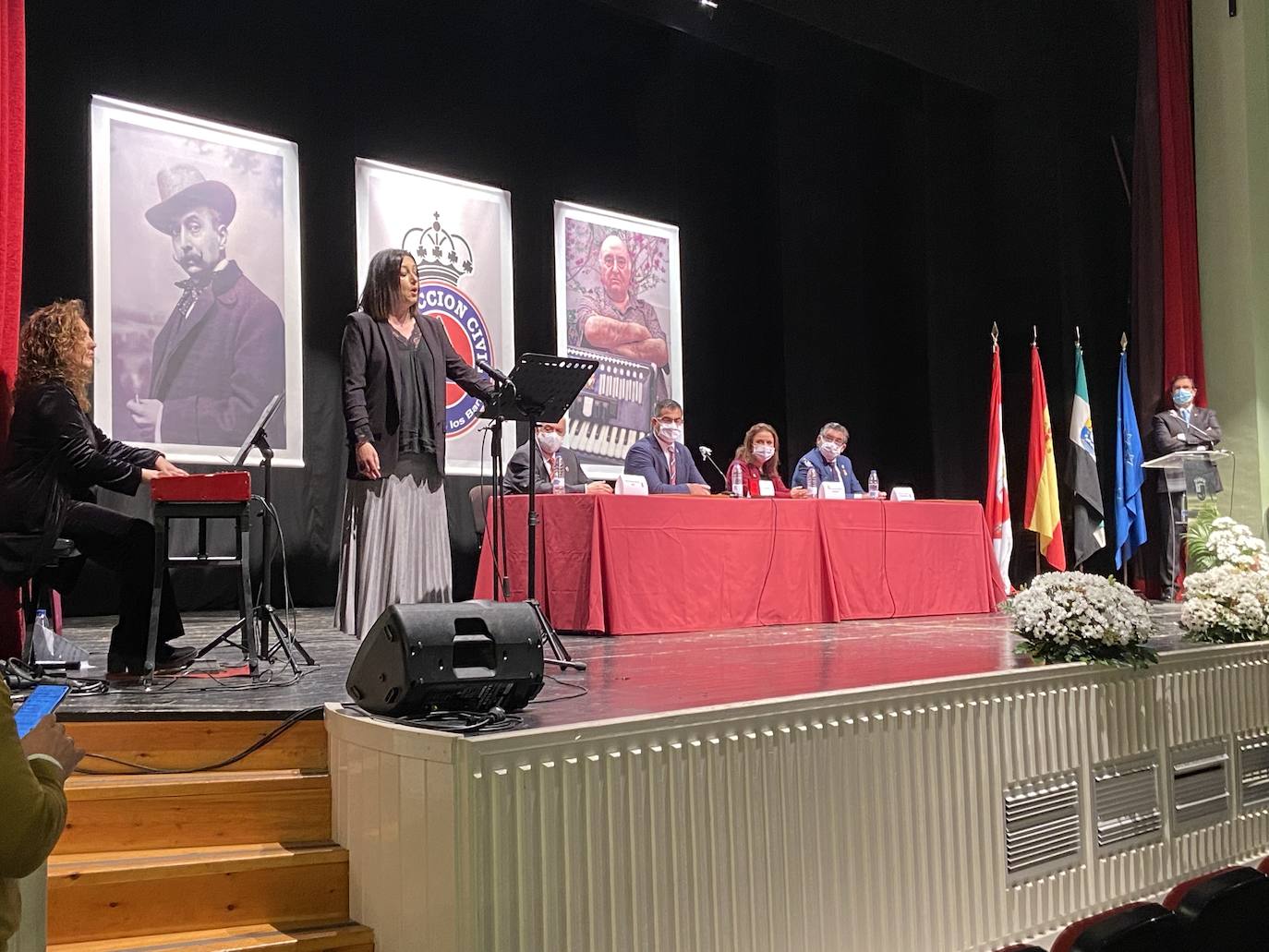 Fotos: Protección Civil, José Cascales Muñoz y Juan de la Peña, homenajeados en el ‘Día de la Ciudad’