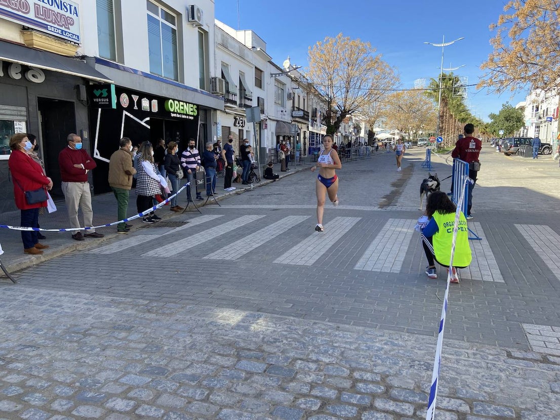 Fotos: Ambiente festivo en el regreso de la San Silvestre