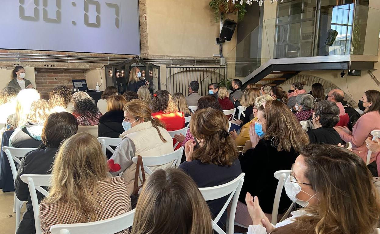 Las mujeres empresarias de Villafranca crean red y generan visibilidad en los desayunos 'Conectadas en EME'