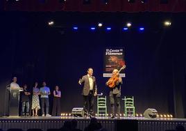 Miguel Ángel Lara Solano (Sevilla) 'El Canario' tras conocer su primer premio.