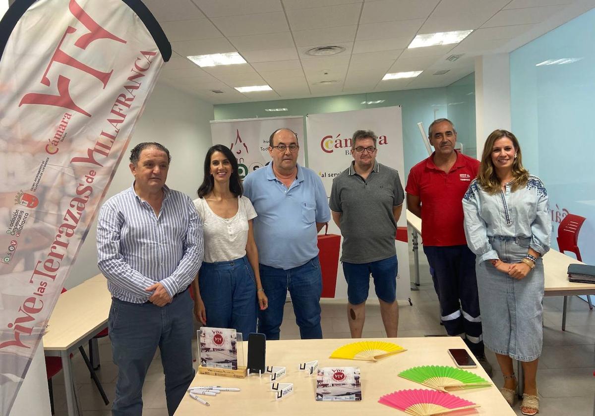 Más de 30 bares de Villafranca promocionan sus terrazas con regalos para sus clientes