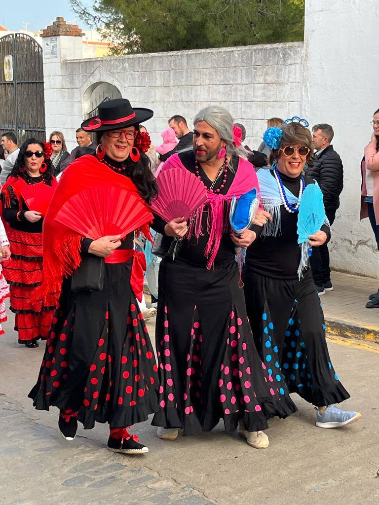 Fotos: Multitudinario desfile de carnaval en Villafranca