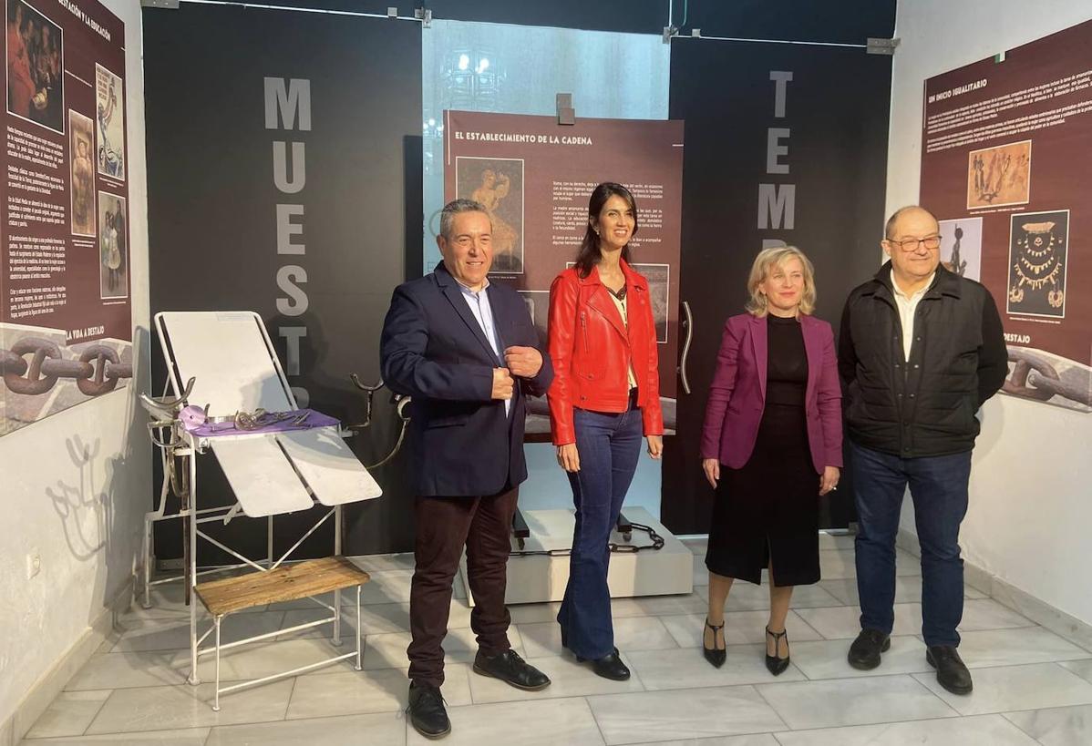 El Museo de Villafranca acoge la muestra itinerante 'La vida a destajo. Eslabones en la historia de la mujer'