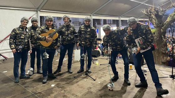 Las lluvias aplazan al martes el desfile infantil y de mascotas