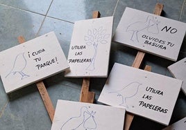 Carteles listos para la actividad del próximo sábado.