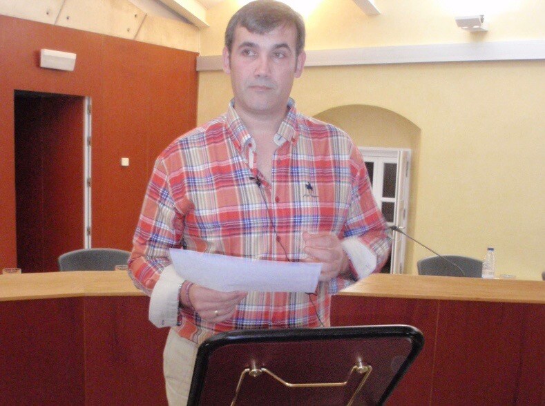 Gabriel Sánchez Suero, el pasado l19 de septiembre, tras tomar posesión del acta de concejal de 'Villafranca Avanza'.