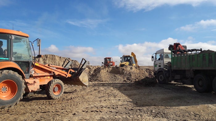 Comenzaron las obras del Establo y Picadero Municipal para Caballos en 'El Ejido'