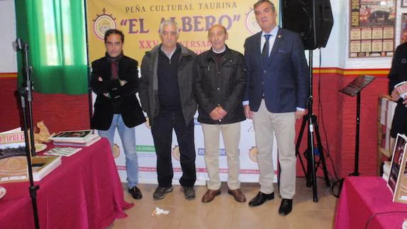 Los 4 presidentes que ha tenido la Peña Taurina 'El Albero': Lorenzo Sayago, Pedro Rodríguez,  Jesús Nieto y el actual Baltasar Manzano. 