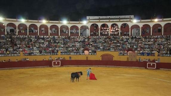 Imagen de archivo de un festejo taurino en la Plaza de Toros de Villafranca. 