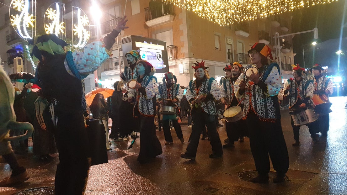 Los Reyes Magos y las carrozas de la cabalgata trajeron la ilusión. 