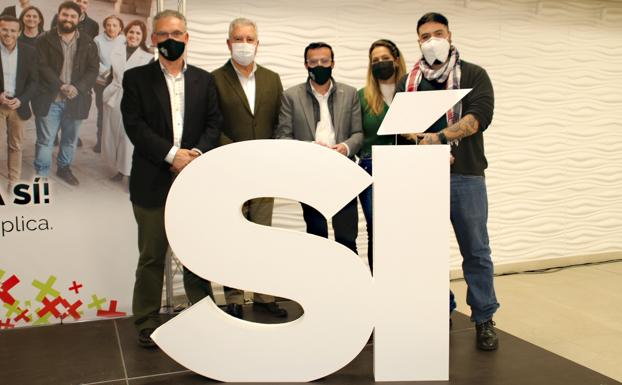 Emilio Rodríguez, Cristina Menea, Miguel Ángel Gallardo, Manuel Lozano y José Luis Quintana. 