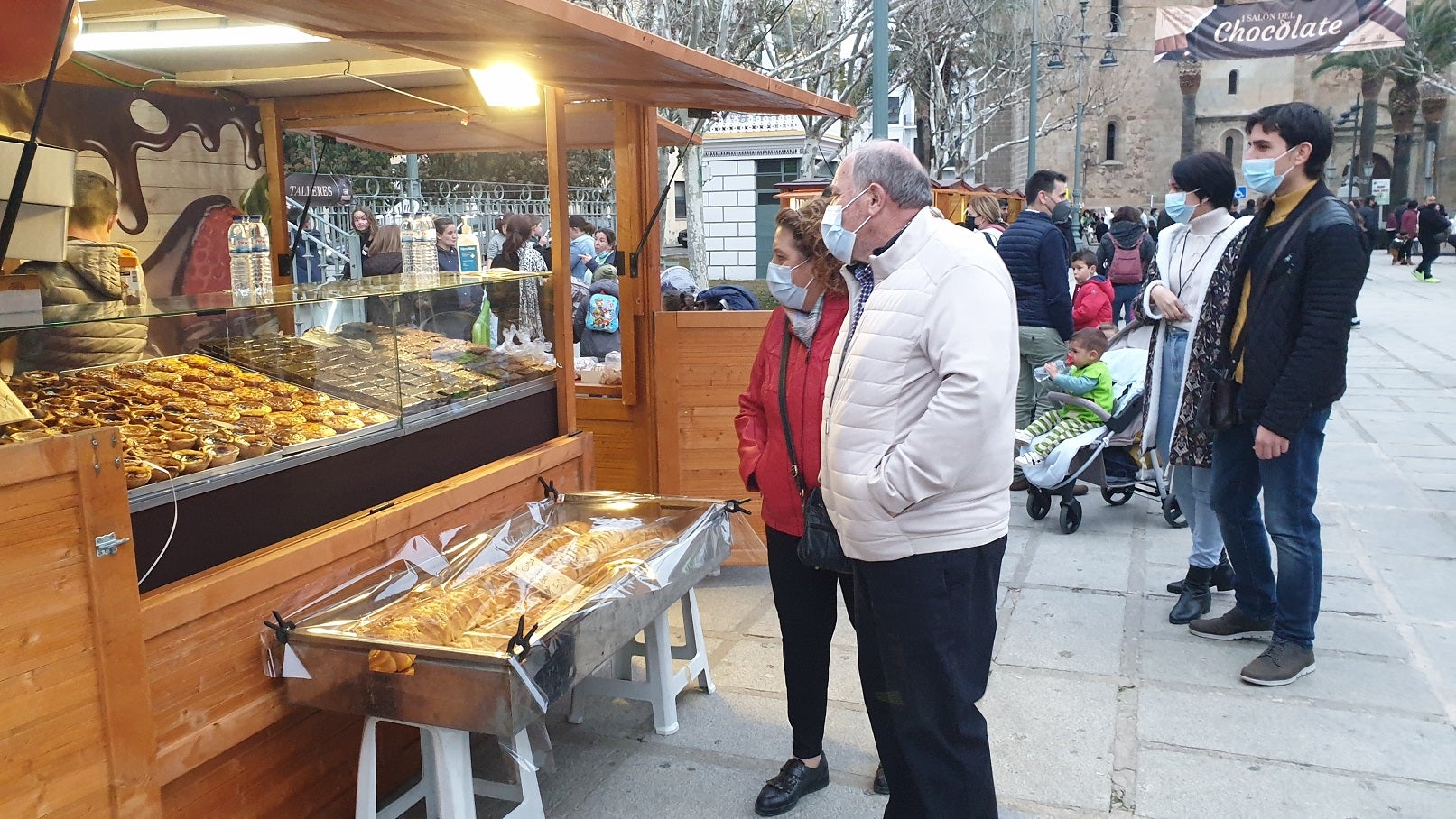 Los asistentes pudieron elegir entre cientos de propuestas a base de chocolate. 