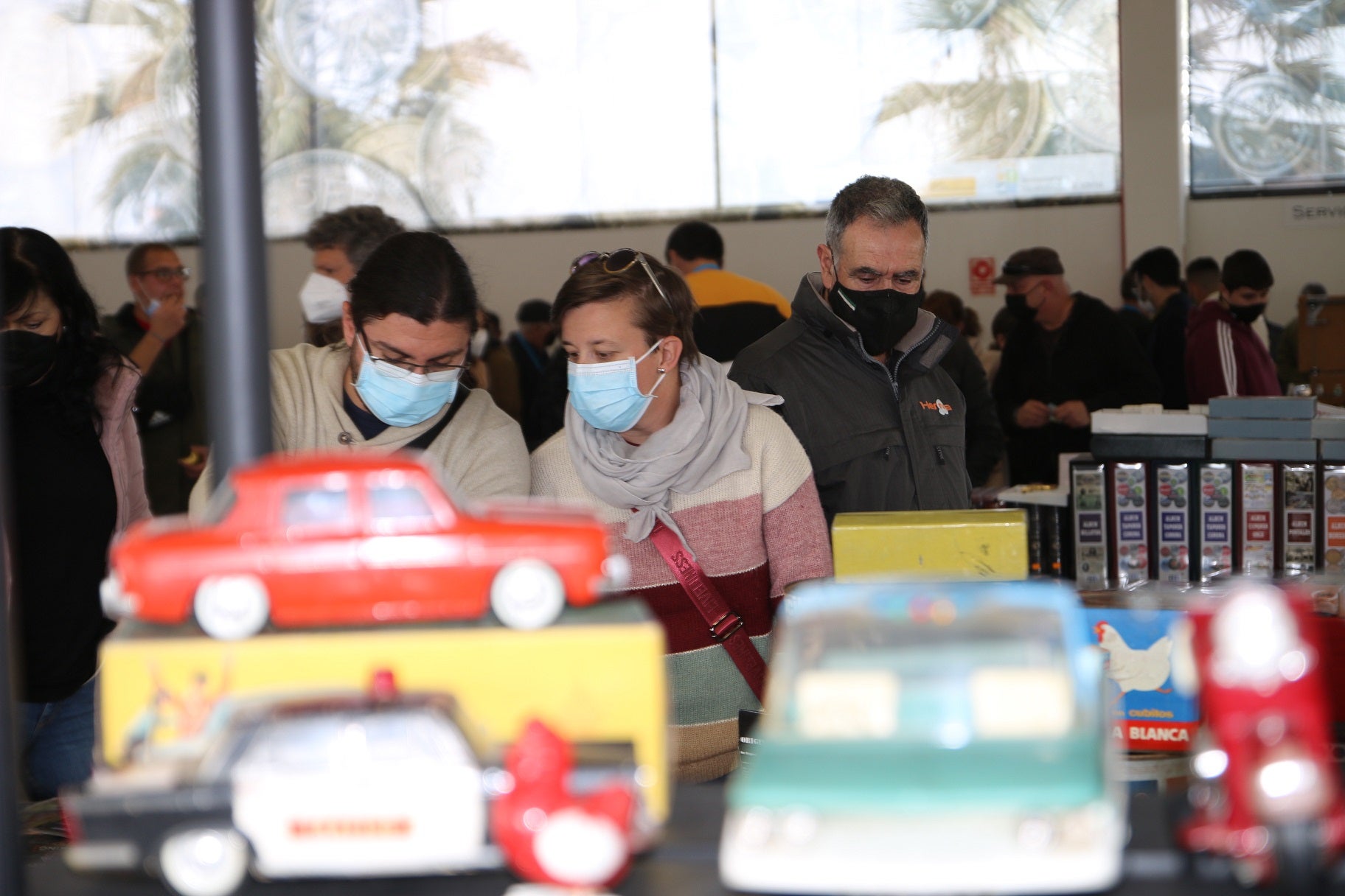 Visitantes en la XI Feria Internacional del Coleccionismo. 