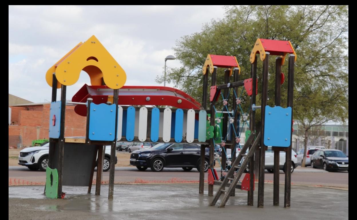 Actuación en uno de los parques infantiles de Villanueva. 