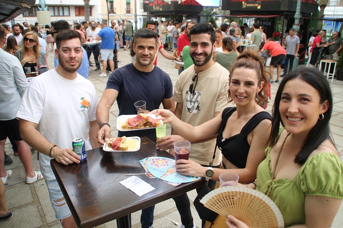 La Feria de la Tortilla atrajo a mayores y pequeños para degustar este manjar. 