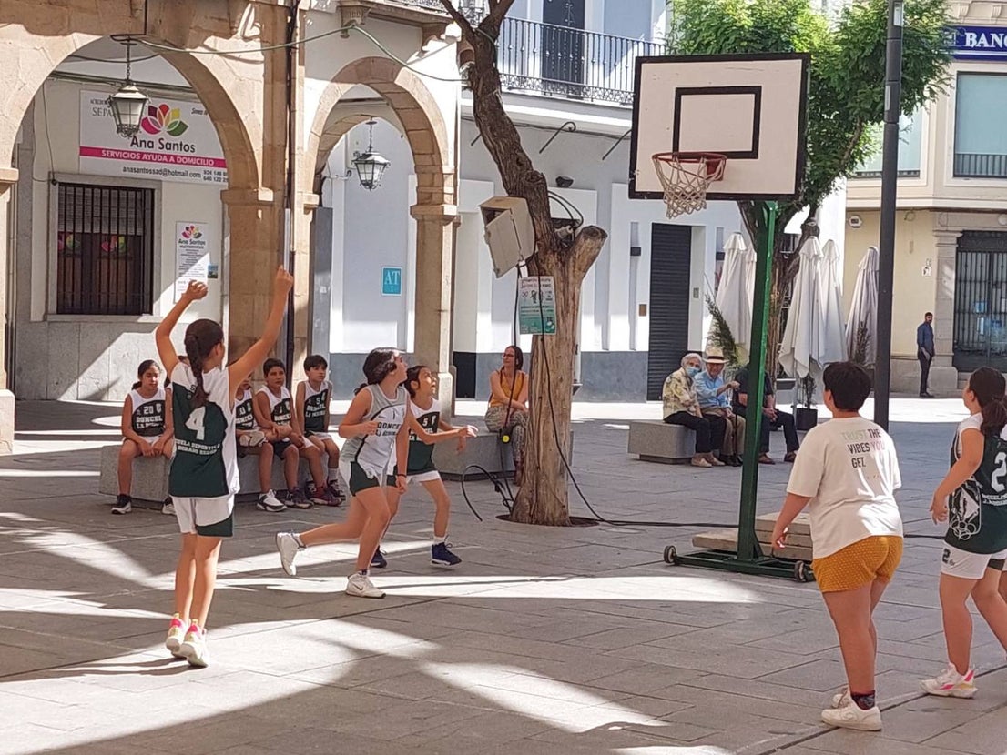 El Doncel conmemora con numerosas actividades sus 50 años de historia. 