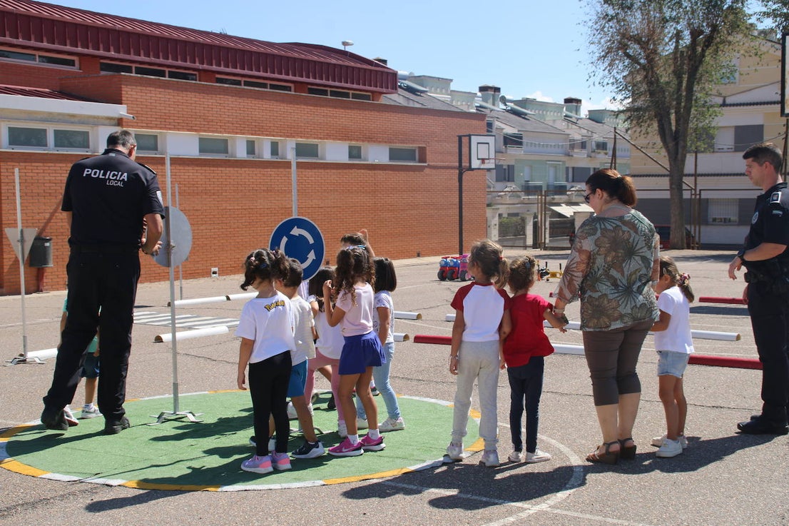 Los más pequeños aprenden a moverse por la ciudad de una forma segura y sostenible.